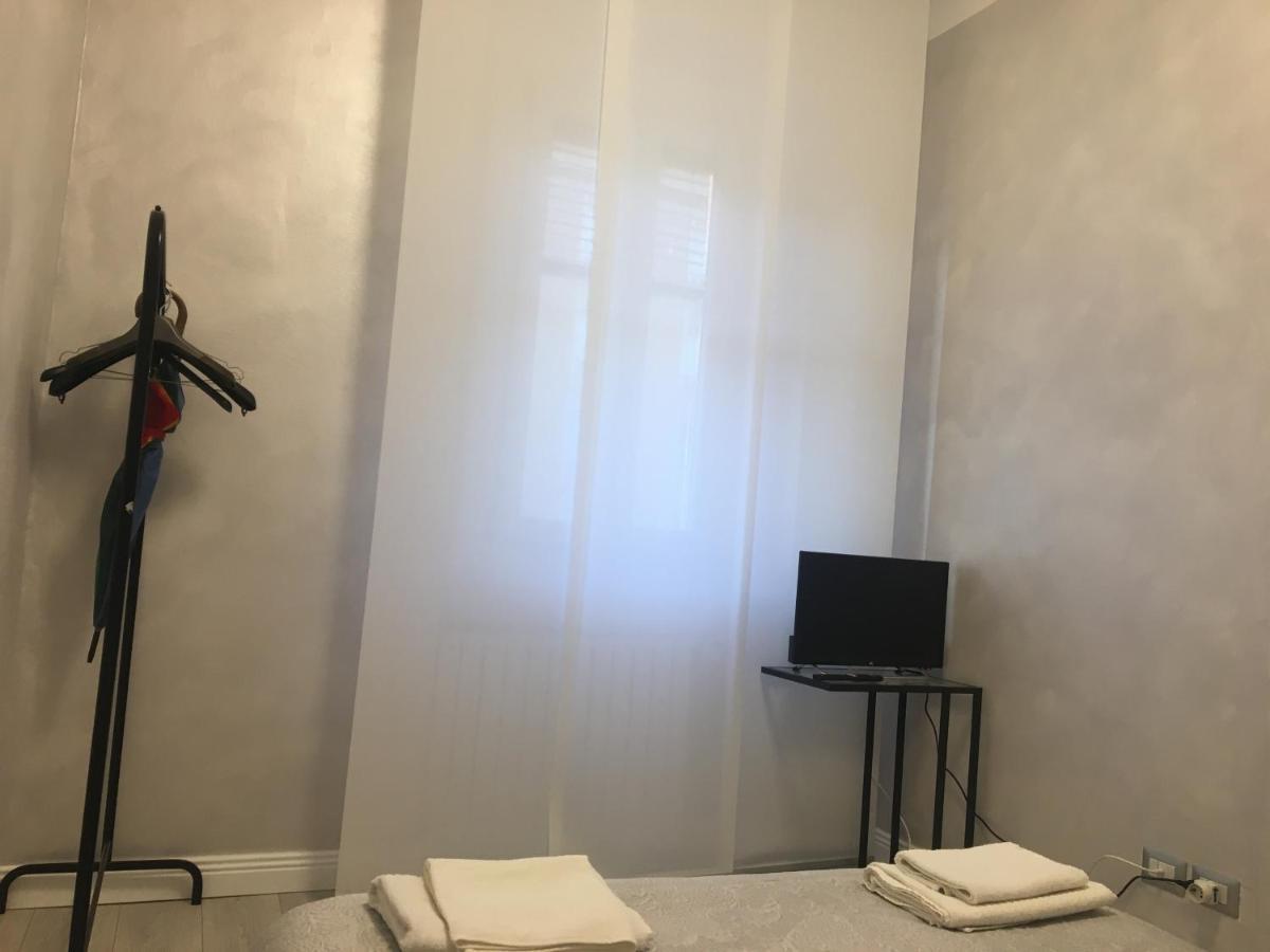 Studio Monte Ceneri Leilighet Milano Eksteriør bilde